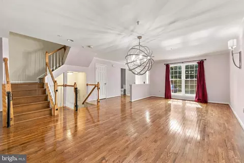 Living - 15137 Deer Valley Ter, Silver Spring, MD 20906 photo 5 of 8