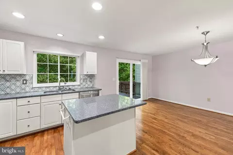 Kitchen - 15137 Deer Valley Ter, Silver Spring, MD 20906 photo 6 of 6