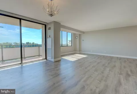 5225 Pooks Hill Rd #1720S, Bethesda, MD 20814
