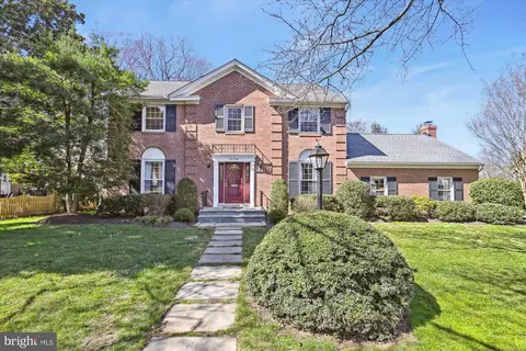 11704 Hitching Post Ln, North Bethesda, MD 20852