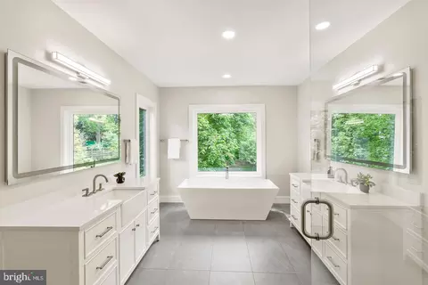 Bath - 3706 Spring St, Chevy Chase, MD 20815 photo 3 of 10