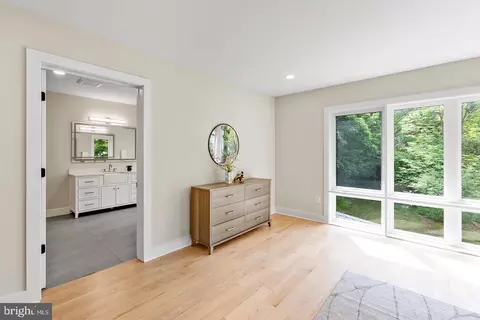 Entry Way - 3706 Spring St, Chevy Chase, MD 20815 photo 5 of 8