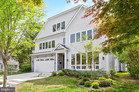 Exterior - 3706 Spring St, Chevy Chase, MD 20815 photo 5 of 6
