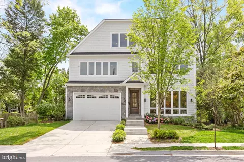 3706 Spring St, Chevy Chase, MD 20815