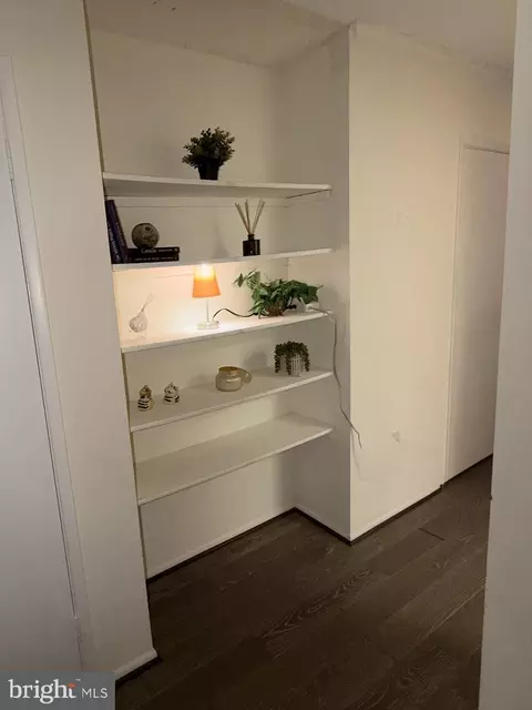 Entry Way - 15301 Wallbrook Ct #48-3F, Silver Spring, MD 20906 photo 1 of 1