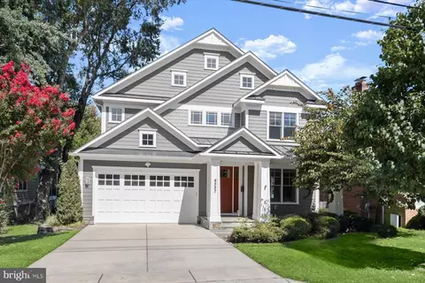 4527 Maple Ave, Bethesda, MD 20814