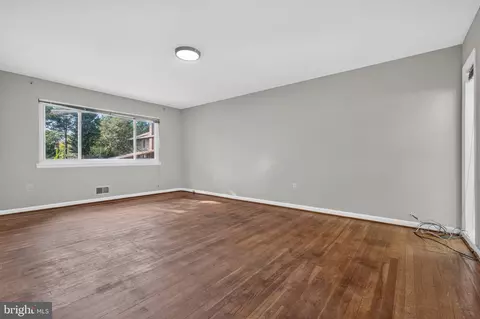 Living - 405 Winterthur Ct, Silver Spring, MD 20904 photo 1 of 3