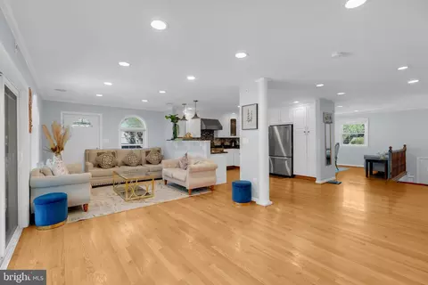 Living - 12328 Pretoria Dr, Silver Spring, MD 20904 photo 1 of 3