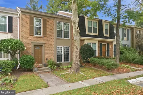 20107 Torrey Pond Pl, Gaithersburg, MD 20886