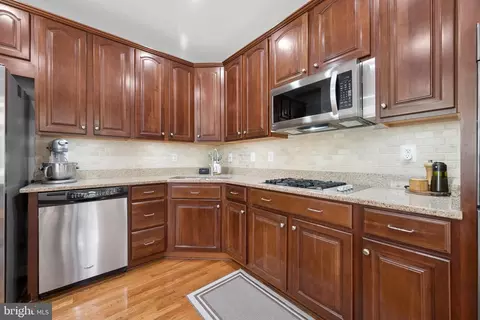 Kitchen - 1749 Chiswick Ct, Silver Spring, MD 20904 photo 9 of 9