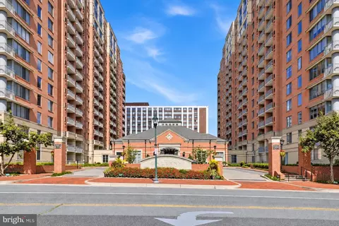 11710 Old Georgetown Rd #829, North Bethesda, MD 20852