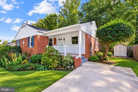 6310 Tulsa Ln, Bethesda, MD 20817