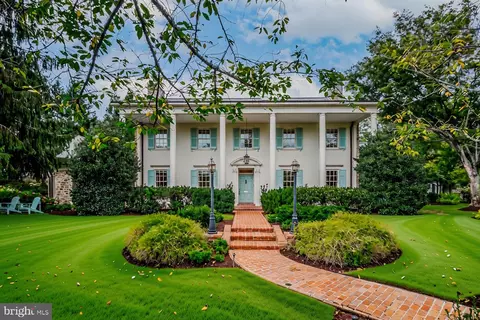 5329 Woodlawn Ave, Chevy Chase, MD 20815