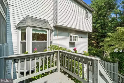 Exterior - 21 Yeatman Ct, Silver Spring, MD 20902 photo 9 of 11