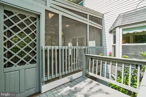 Exterior - 21 Yeatman Ct, Silver Spring, MD 20902 photo 8 of 11