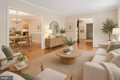 Living - 21 Yeatman Ct, Silver Spring, MD 20902 photo 2 of 6