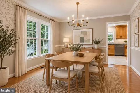 Dining - 21 Yeatman Ct, Silver Spring, MD 20902 photo 1 of 1