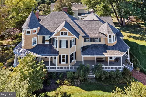 10400 Montgomery Ave, Kensington, MD 20895
