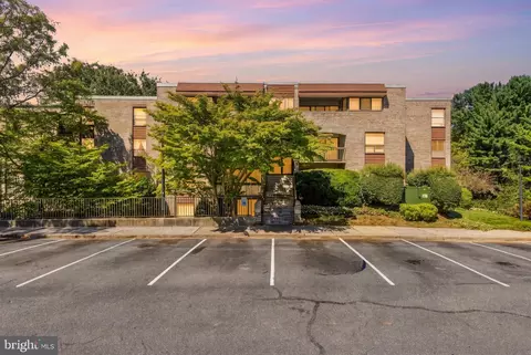 411 Christopher Ave #75, Gaithersburg, MD 20879