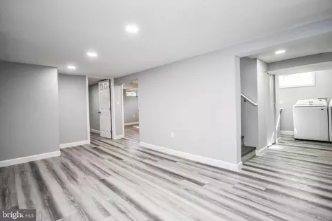 Entry Way - 9813 Braddock Rd, Silver Spring, MD 20903 photo 5 of 5