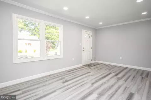 Living - 9813 Braddock Rd, Silver Spring, MD 20903 photo 1 of 4