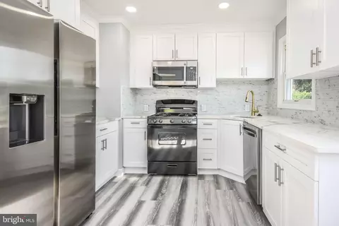 Kitchen - 9813 Braddock Rd, Silver Spring, MD 20903 photo 1 of 2