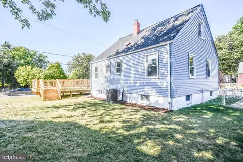 Exterior - 9813 Braddock Rd, Silver Spring, MD 20903 photo 7 of 11