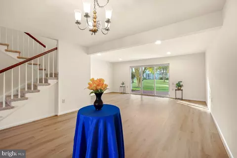 Living - 3584 Gleneagles Dr #32-C, Silver Spring, MD 20906 photo 6 of 6