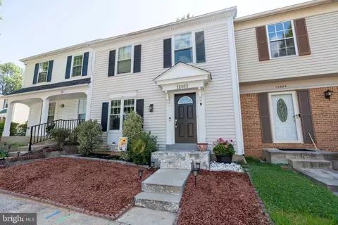 12902 Pickering Dr, Germantown, MD 20874