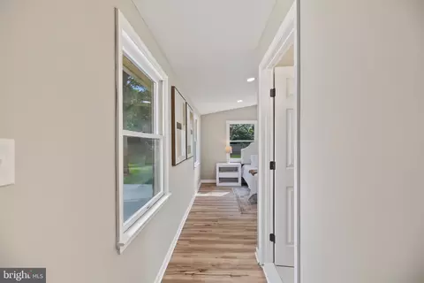 Entry Way - 11624 Paramus Dr, North Potomac, MD 20878 photo 3 of 7