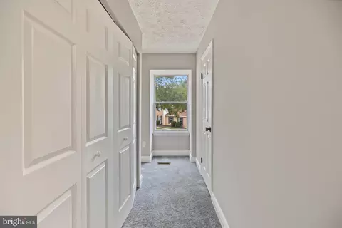 Entry Way - 11624 Paramus Dr, North Potomac, MD 20878 photo 4 of 7