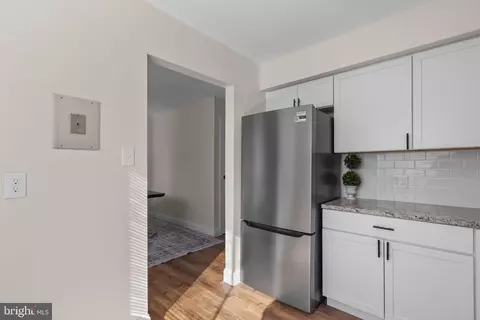 Kitchen - 3960 Bel Pre Rd #4, Silver Spring, MD 20906 photo 3 of 3