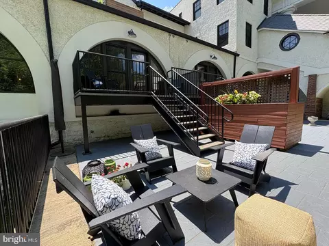 Exterior - 2701 Hume Dr #400, Silver Spring, MD 20910 photo 1 of 10