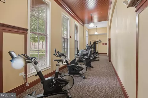 Entry Way - 2701 Hume Dr #400, Silver Spring, MD 20910 photo 4 of 4
