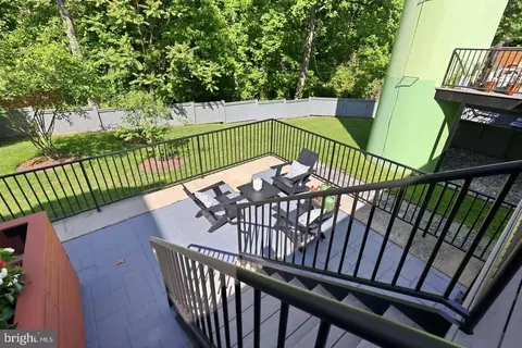 Exterior - 2701 Hume Dr #400, Silver Spring, MD 20910 photo 3 of 10