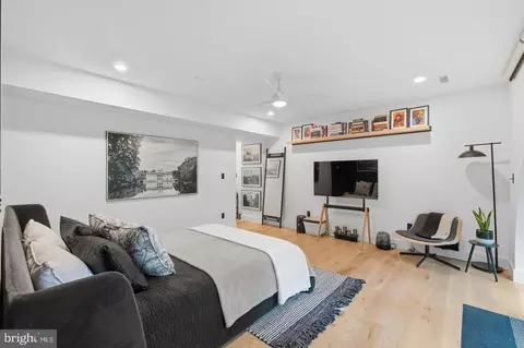 Bedroom - 2701 Hume Dr #400, Silver Spring, MD 20910 photo 1 of 3