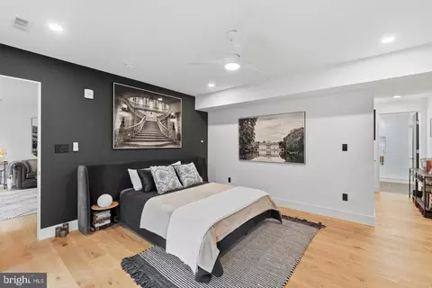 Bedroom - 2701 Hume Dr #400, Silver Spring, MD 20910 photo 2 of 3
