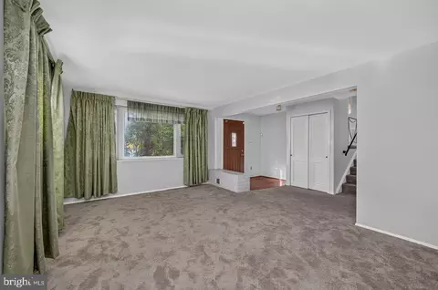 Living - 4107 Tulare Dr, Silver Spring, MD 20906 photo 2 of 5