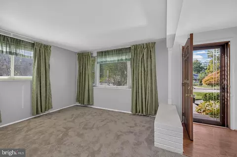 Entry Way - 4107 Tulare Dr, Silver Spring, MD 20906 photo 1 of 7
