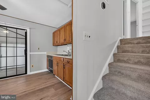 Entry Way - 4107 Tulare Dr, Silver Spring, MD 20906 photo 4 of 7