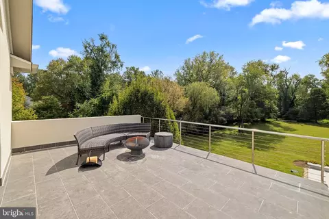 Exterior - 10514 Unity Ln, Potomac, MD 20854 photo 18 of 20