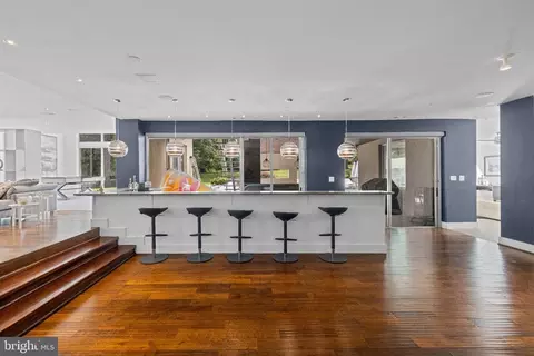 Entry Way - 10514 Unity Ln, Potomac, MD 20854 photo 6 of 7