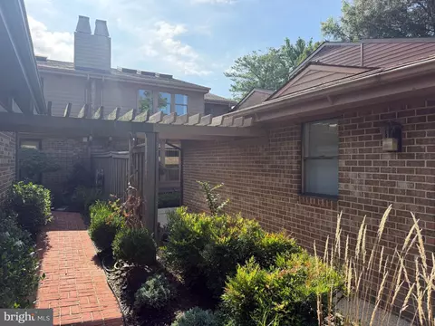 5251 Strathmore Ave, Kensington, MD 20895