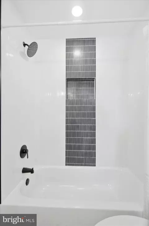 Bath - 9424 Colesville Rd, Silver Spring, MD 20901 photo 2 of 7