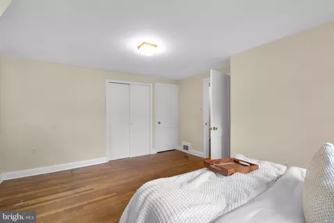 Bedroom - 319 Saint Lawrence Dr, Silver Spring, MD 20901 photo 5 of 7