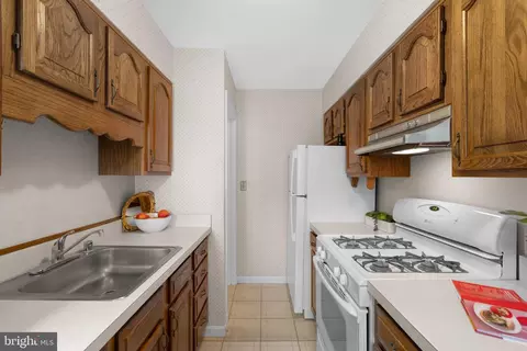Kitchen - 319 Saint Lawrence Dr, Silver Spring, MD 20901 photo 1 of 3