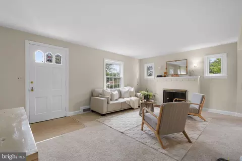 Living - 319 Saint Lawrence Dr, Silver Spring, MD 20901 photo 2 of 3