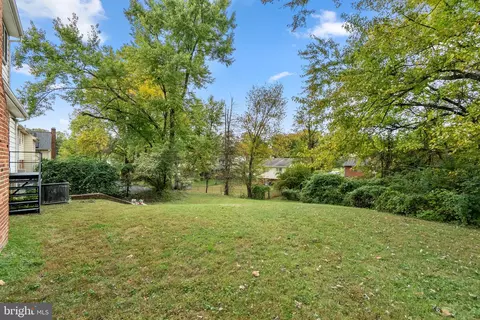 Exterior - 11810 Kemp Mill Rd, Silver Spring, MD 20902 photo 2 of 6