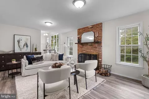 Living - 11810 Kemp Mill Rd, Silver Spring, MD 20902 photo 6 of 7