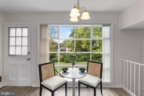 Dining - 11810 Kemp Mill Rd, Silver Spring, MD 20902 photo 3 of 3